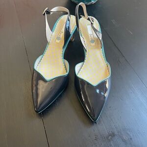 Boden navy and teal Slingback Heels